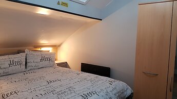 Impeccable 2-bed Apartment in Blackpool