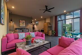 Hillside Lovina Studio