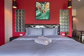 Hillside Lovina Studio