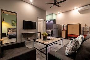 Hillside Lovina Studio