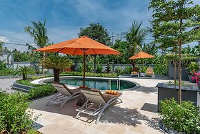 Hillside Lovina Studio