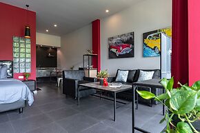 Hillside Lovina Studio