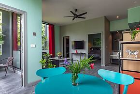 Hillside Lovina Studio