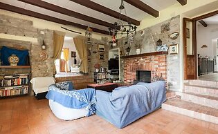 Casale Gli Angeli - Villa with Garden and Parking