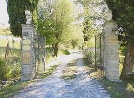 Casale Gli Angeli - Villa with Garden and Parking