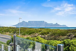 Big Bay Beach Club J32