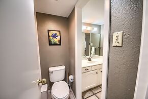 Big Tree View Tbm 112 2 Bedroom Condo by RedAwning