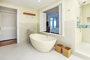 South Seas Lands End 1637