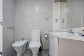 Amazing T.M. Penthouse by the Beach