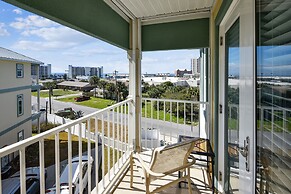 C Dreams by Book That Condo