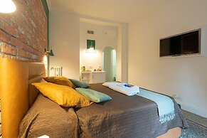 Capital Rooms
