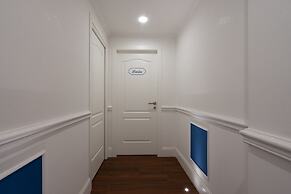 Capital Rooms
