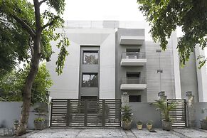 Treebo Iffco Chowk