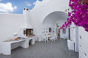 White Cave Private Villa