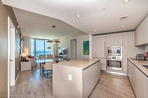 Hyde Beach Luxury -resort 2 Bedroom Condo by RedAwning