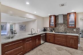 Casa Ria Luxury House & Private Pool 7 Bedroom Villa by RedAwning