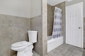 Casa Ria Luxury House & Private Pool 7 Bedroom Villa by RedAwning