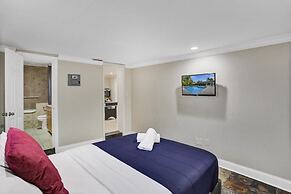 Casa Ria Luxury House & Private Pool 7 Bedroom Villa by RedAwning