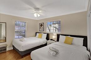 Casa Ria Luxury House & Private Pool 7 Bedroom Villa by RedAwning