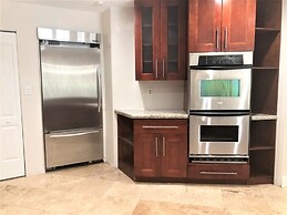 Casa Ria Luxury House & Private Pool 7 Bedroom Villa by RedAwning