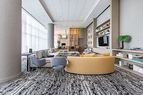 Hyde Beach House Luxury -resort 3 Bedroom Condo by RedAwning