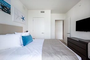 Hyde Beach House Luxury -resort 3 Bedroom Condo by RedAwning