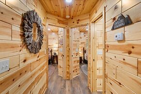 Beside Still Water 2 - 2 Bedrooms, 2 Baths, Sleeps 6 Home by RedAwning