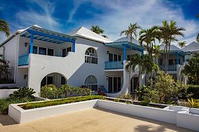Deluxe Sea View Villas at Paradise Island Beach Club Resort