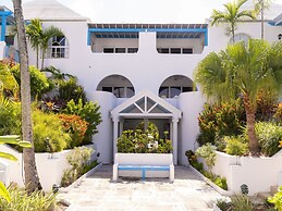 Deluxe Sea View Villas at Paradise Island Beach Club Resort