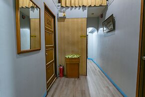 OYO 722 Slouch Hat Inn