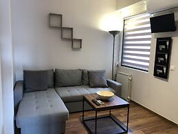 Lemon Tree Suites Near ATH Airport