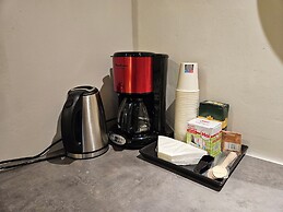 Lemon Tree Suites Near ATH Airport