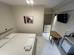 Lemon Tree Suites Near ATH Airport