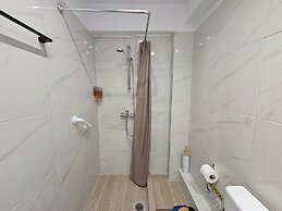 Lemon Tree Suites Near ATH Airport