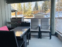 One Studio with BBQ & a Huge Patio