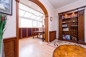 Penthouse Voykovskaya. 2 levels. 6 rooms. 330 sqm