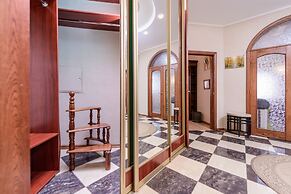 Penthouse Voykovskaya. 2 levels. 6 rooms. 330 sqm