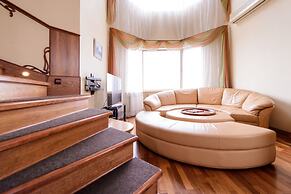 Penthouse Voykovskaya. 2 levels. 6 rooms. 330 sqm
