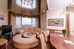 Penthouse Voykovskaya. 2 levels. 6 rooms. 330 sqm