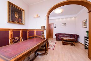 Penthouse Voykovskaya. 2 levels. 6 rooms. 330 sqm