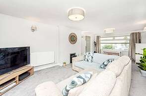 Property 5 Minutes Walk From Trearddur Bay Beach