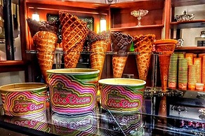 Property 5 Minutes Walk From Trearddur Bay Beach