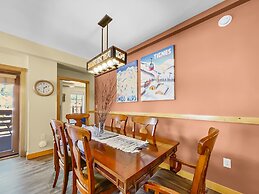 Luxury Remodeled Passage Point Condo - Short Walk to Lifts - Incredibl