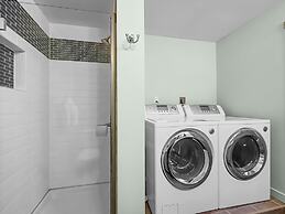 Luxury Remodeled Passage Point Condo - Short Walk to Lifts - Incredibl