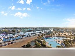 Yacht Club S #1-1005 3 Bedroom Condo by RedAwning