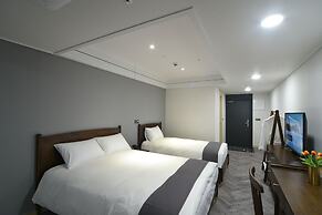 Haeundae Central Hotel