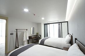 Haeundae Central Hotel