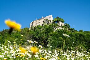 Burg Altpernstein