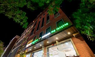 Treebo Tryst La Prosperite