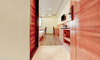 Treebo Tryst La Prosperite